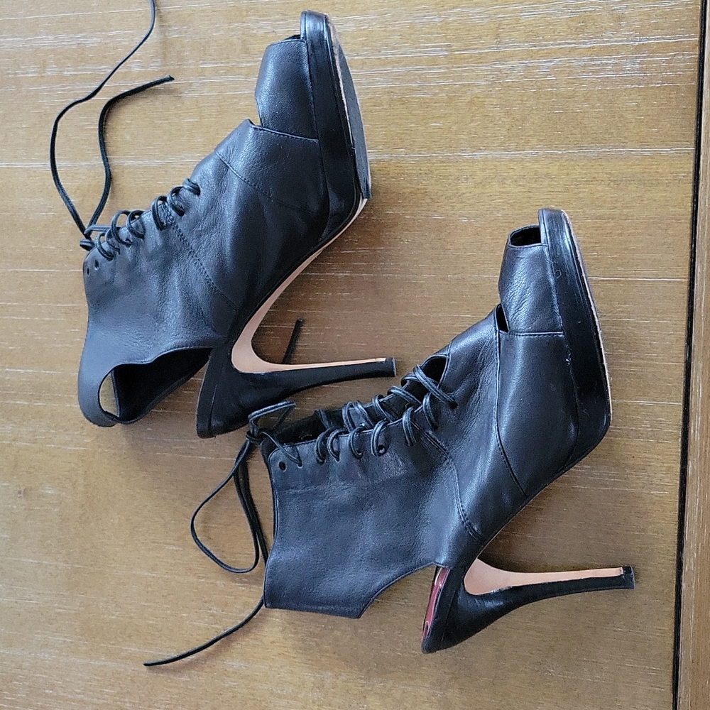 MAX STUDIO LACE UP OPEN BACK HEELS